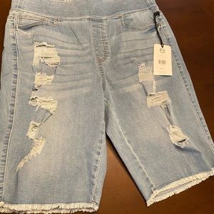 Distressed Jean Short